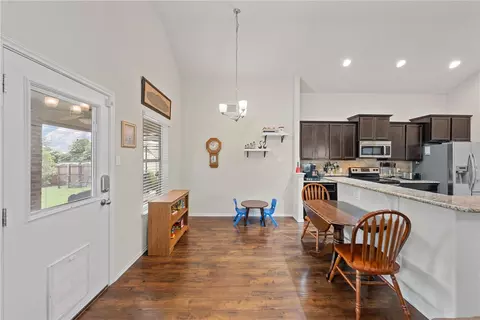 5400 Flat Iron Dr, Waco, TX 76708 photo 8