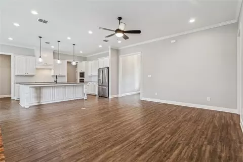 720 Spokane St, Hewitt, TX 76643 photo 11