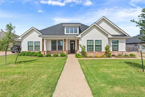 720 Spokane St, Hewitt, TX 76643