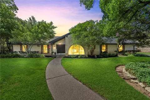9017 Cherry Creek Pl, Woodway, TX 76712