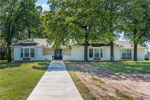 6732 S 12th St Rd, Robinson, TX 76706