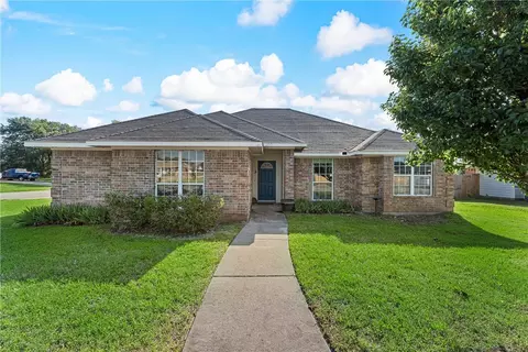 200 Wolverine Dr, Waco, TX 76705