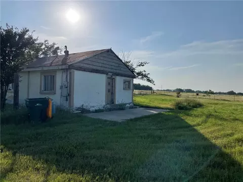 202 Hoffmeyer Ln, Waco, TX 76706 photo 5