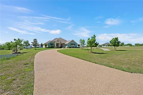 152 Rancho Lorena Dr, Lorena, TX 76655 photo 4