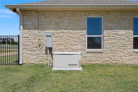 152 Rancho Lorena Dr, Lorena, TX 76655 photo 41