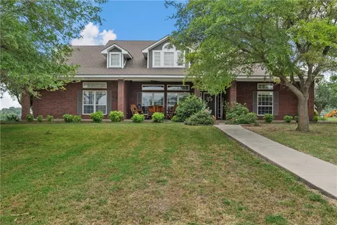 567 Horne Hill Rd, Mcgregor, TX 76657