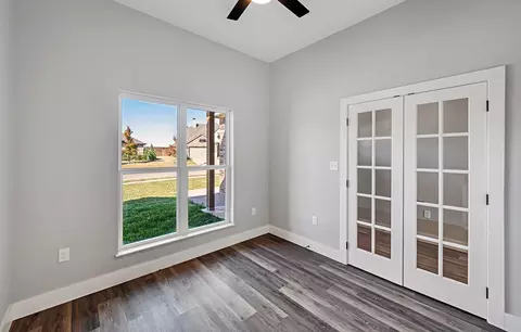 910 Cumberland St, Mcgregor, TX 76657 photo 45