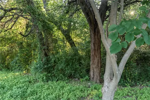 2906 Maple Hill Cir, Waco, TX 76708 photo 8