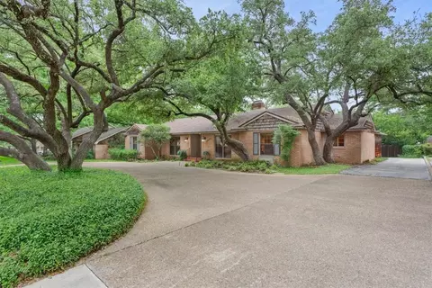 2925 Braemar Dr, Waco, TX 76710