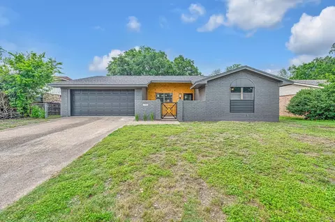 6306 Wiethorn Dr, Waco, TX 76710