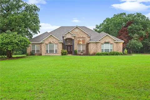111 Spring Creek St, Waco, TX 76705