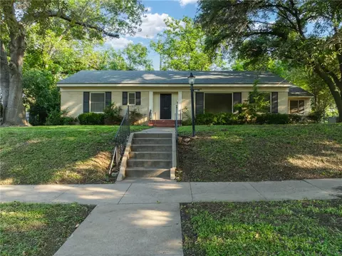 3221 Colcord Ave, Waco, TX 76707