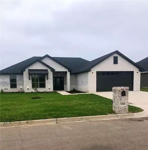 5308 Black Horse Ct, Waco, TX 76708