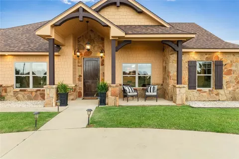 4091 N Rock Creek Loop, Waco, TX 76708 photo 9