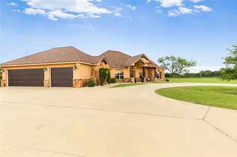 4091 N Rock Creek Loop, Waco, TX 76708 photo 4