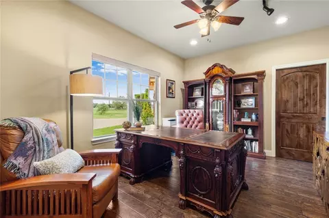 4091 N Rock Creek Loop, Waco, TX 76708 photo 16
