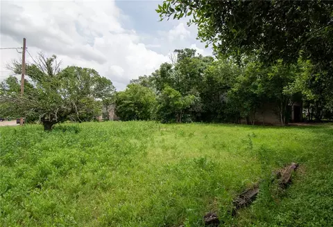 1014 W 3rd St, Mcgregor, TX 76657 photo 18