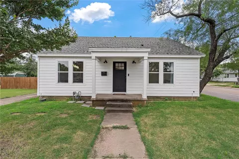 1728 Live Oak Ave, Waco, TX 76708