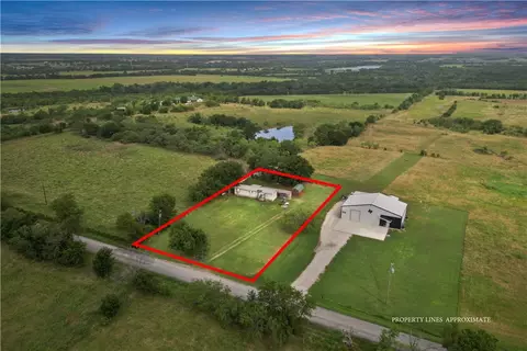 1089 Kirkland Hill Rd, Axtell, TX 76624