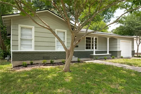 1032 N 45th St, Waco, TX 76710