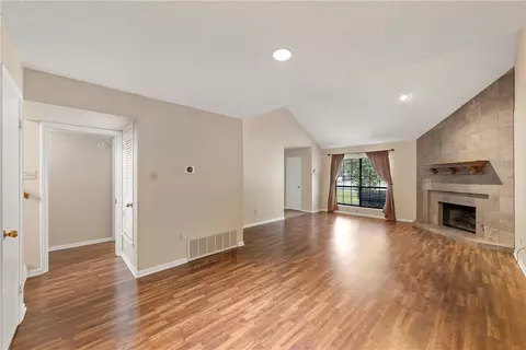 3325 Chimney Place Dr, Waco, TX 76708 photo 9