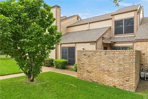 3325 Chimney Place Dr, Waco, TX 76708 photo 3