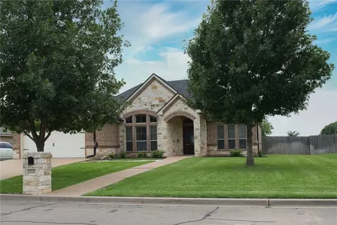 10400 Rayburn Way, Waco, TX 76708 photo 2