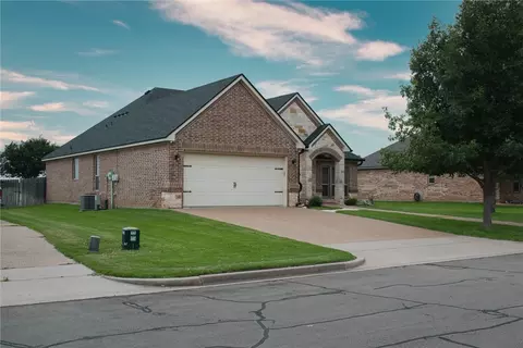 10400 Rayburn Way, Waco, TX 76708 photo 3