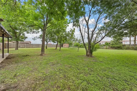 102 Thompson Cir, Lorena, TX 76655 photo 20