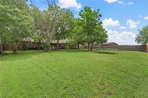 102 Thompson Cir, Lorena, TX 76655 photo 19