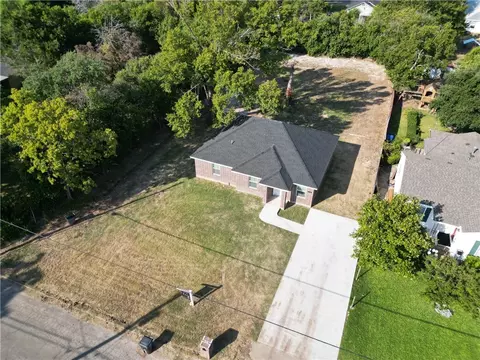 3324 N 26th St, Waco, TX 76708 photo 2
