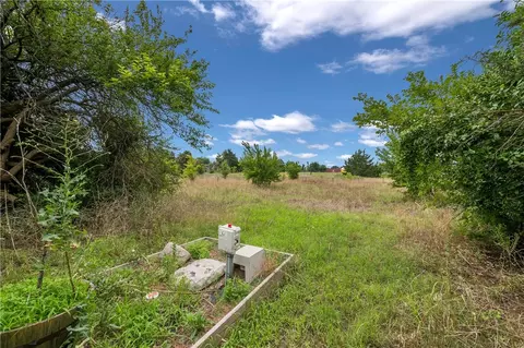 345 Christopher Dr, Eddy, TX 76524 photo 43