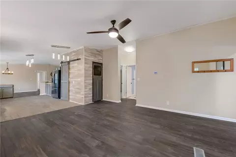 345 Christopher Dr, Eddy, TX 76524 photo 26