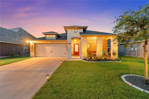 3016 Samson Dr, Lorena, TX 76655