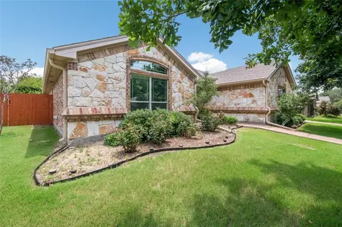 811 Springdale Cir, Lorena, TX 76655 photo 4