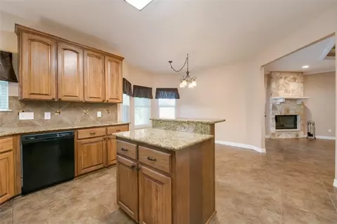 811 Springdale Cir, Lorena, TX 76655 photo 14