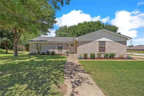 408 Brenda Dr, Hewitt, TX 76643