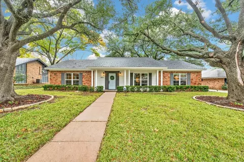 4907 Lake Hurst Dr, Waco, TX 76710