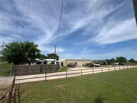 4788 Cedar Rock Pkwy, Crawford, TX 76638