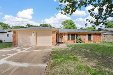 1117 Victoria St, Waco, TX 76705