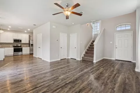 10221 Mickler Ln, Waco, TX 76708 photo 6