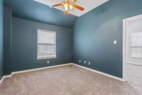 10221 Mickler Ln, Waco, TX 76708 photo 19