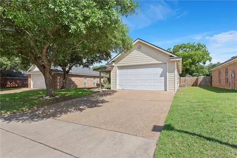 10313 Peony Ln, Waco, TX 76708 photo 29