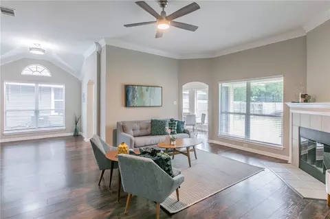 10124 Bunting Dr, Waco, TX 76708 photo 5