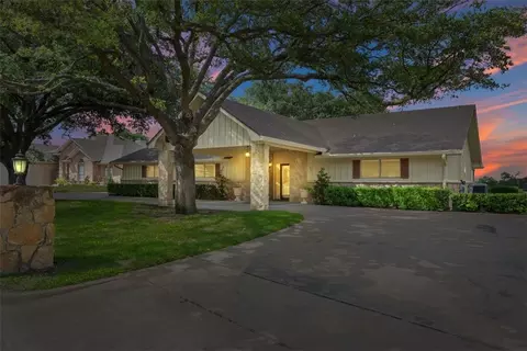 5401 Links Dr, Waco, TX 76708