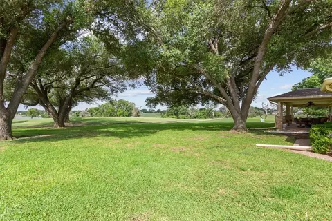 5401 Links Dr, Waco, TX 76708 photo 27