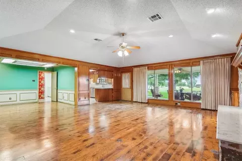 5401 Links Dr, Waco, TX 76708 photo 8