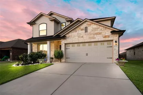 2704 Gilchrist Dr, Lorena, TX 76655 photo 3