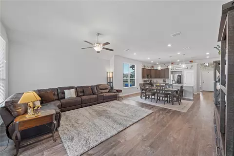 3028 Samson Dr, Lorena, TX 76655 photo 11