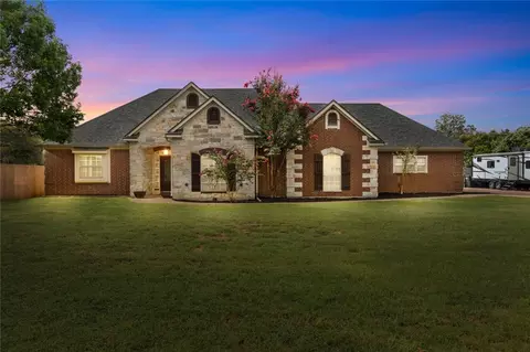 5404 Flat Rock Rd, Waco, TX 76708